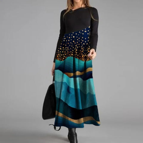 שמלת מקסי שופעת בעיצוב קלאסי מבד מחטב BAE