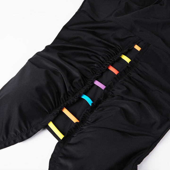 בגד ים מחטב בגזרה מחמיאה COLORS